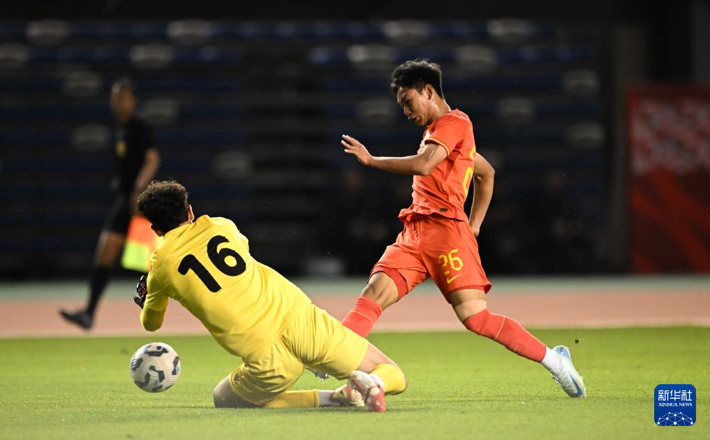 呼和浩特国际青年足球锦标赛:中国U16队胜塔吉克斯坦U16队
