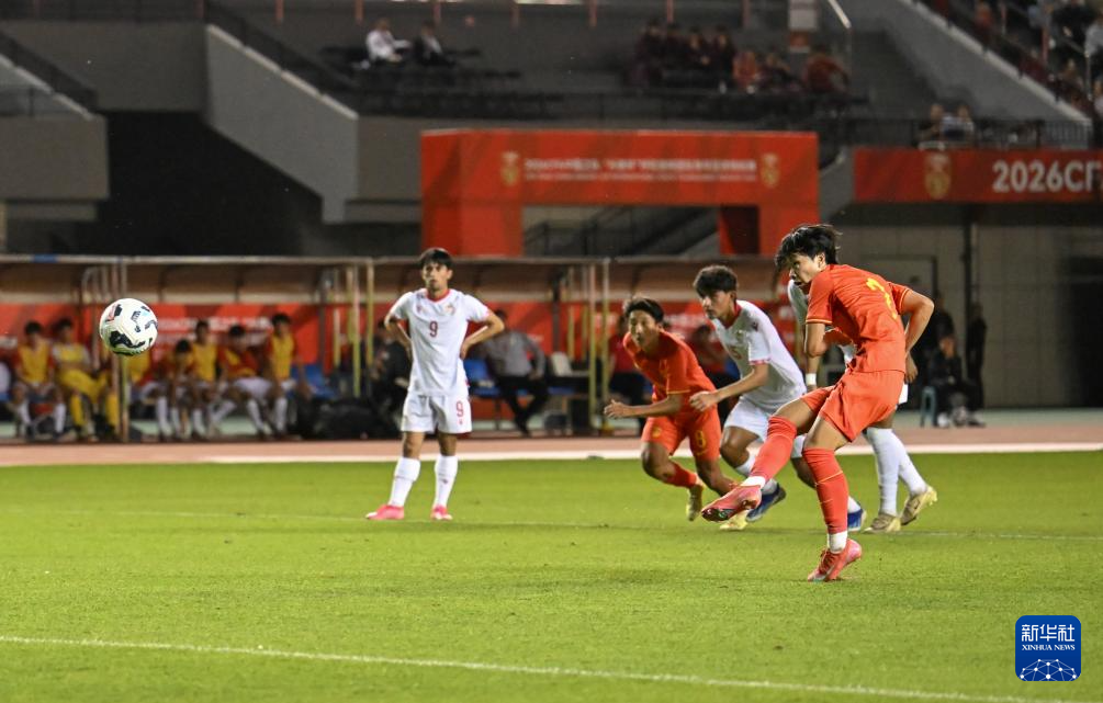 呼和浩特国际青年足球锦标赛:中国U16队胜塔吉克斯坦U16队