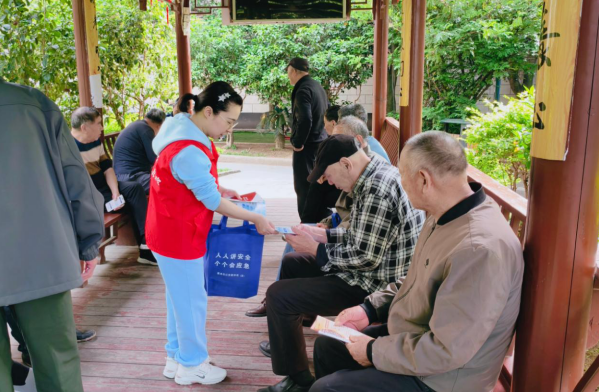 人保财险宁德霞浦：普及反洗钱知识 守护金融平安