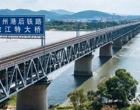 福州港后铁路敖江特大桥首条自建铁路加紧建设