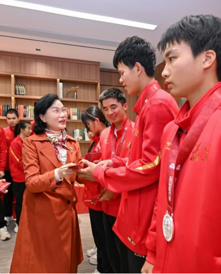 闽西小伙袁子棋(1)(1)1424