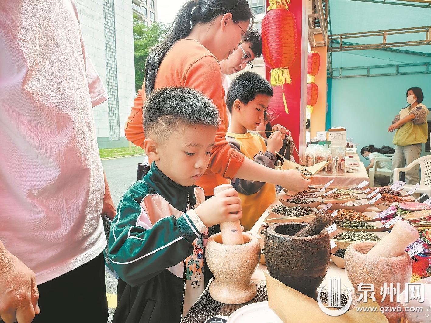华侨华人与中医药文化展正式展出,将持续至8月15日