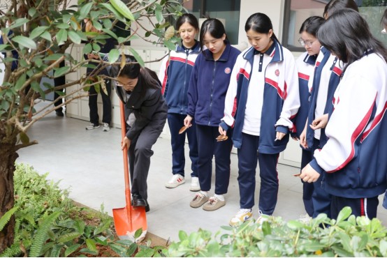 无界课堂：福州这所高中激发学生更多可能