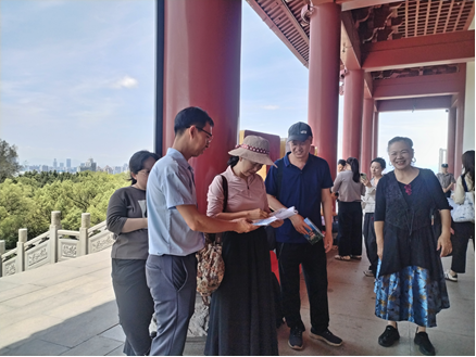 “寻脉屏山·解码闽都——中轴线起点的古城记忆”活动在福州举办
