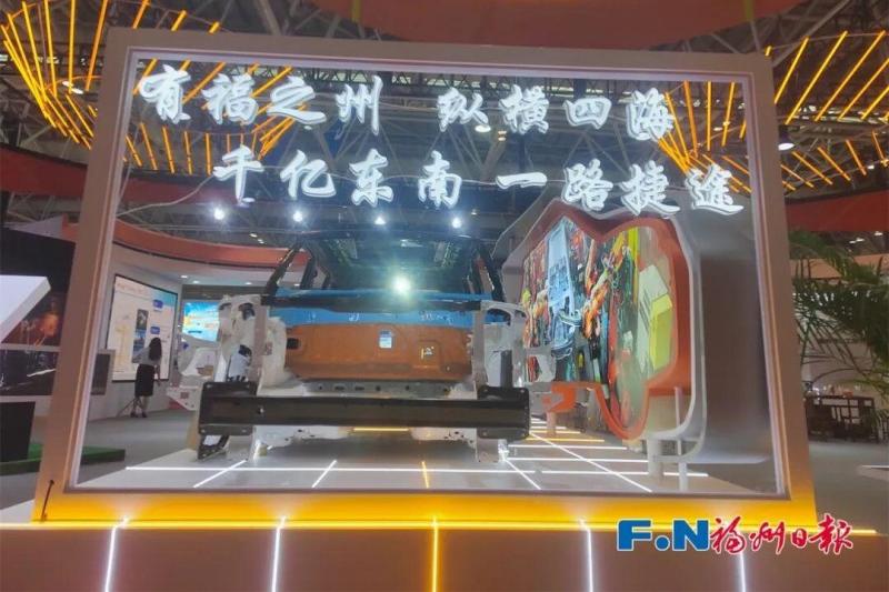 东南汽车城的造车过程展示