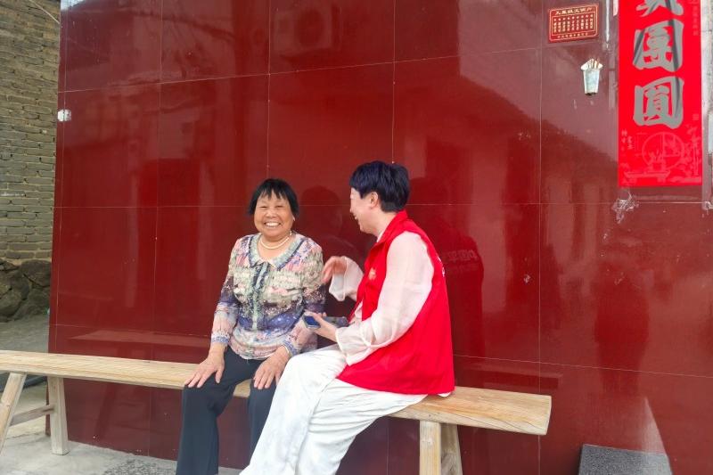 平安产险宁德中心支公司：聆听岁月故事 定格最美夕阳红1