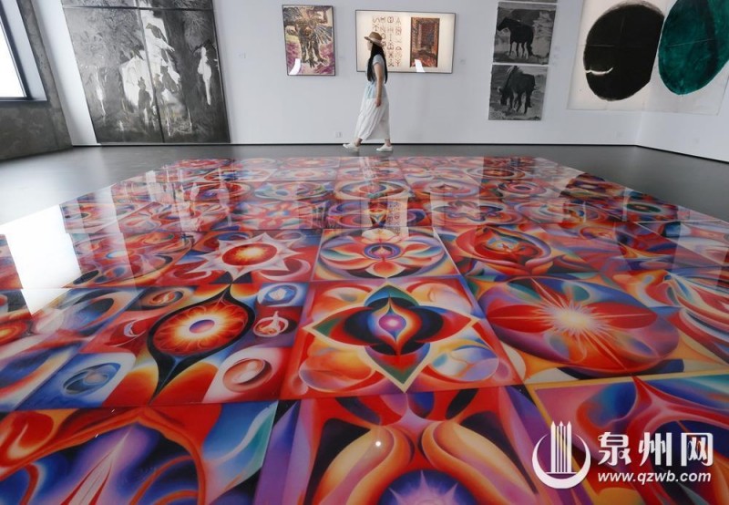 南向艺术中心正在呈现的首展《边界重塑》