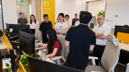 智创AI品牌新范式 数启金融产业新动能