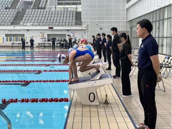 福州少儿游泳锦标赛开赛，680名小将劈波斩浪128