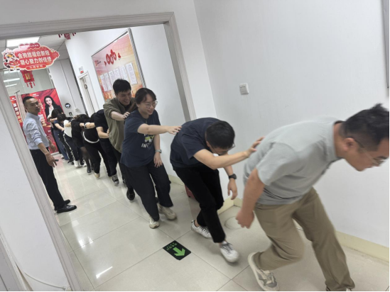 人保财险泉州经济技术开发区营销服务部：以练驻防 安全护航