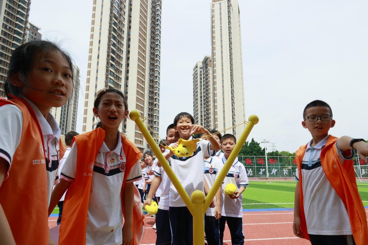 2026年福建省现代科技馆体系联合行动暨“筑梦未来”大型科普活动在厦门启动