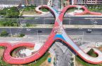 北峰学园人行天桥全面完工 “X”形飞虹横跨黄龙北大道