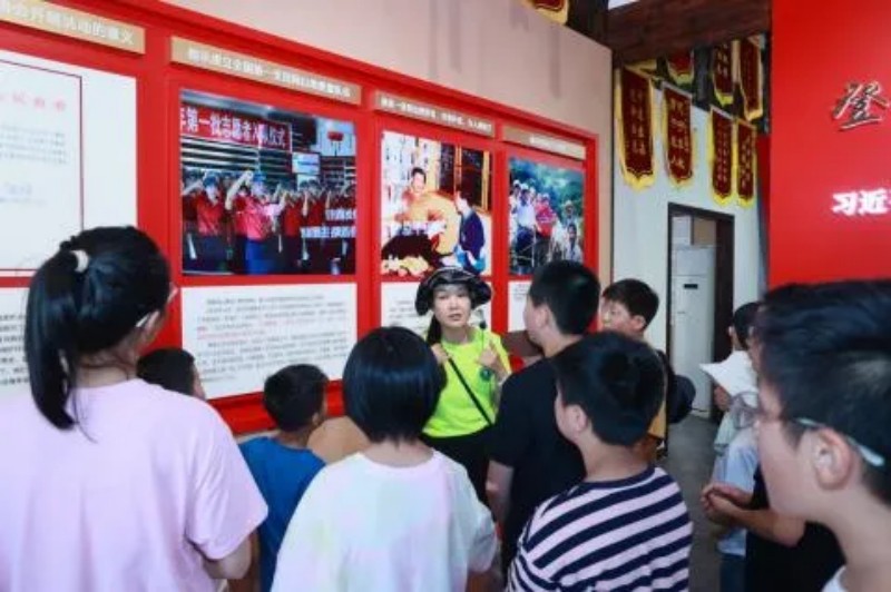 安全生产月“五进”系列活动之一：“小兴星”六一研学应急科普在榕举行