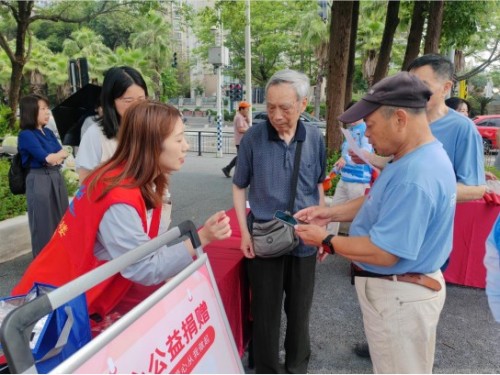 人保财险福州西湖支公司：党建引领聚邻里 健步惠民暖社区