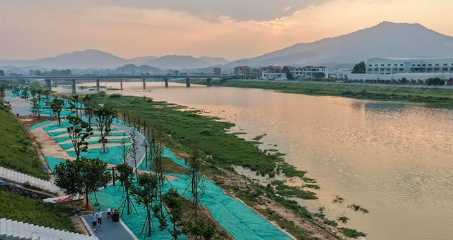 福建南安：堤防筑安澜 河畔焕新颜