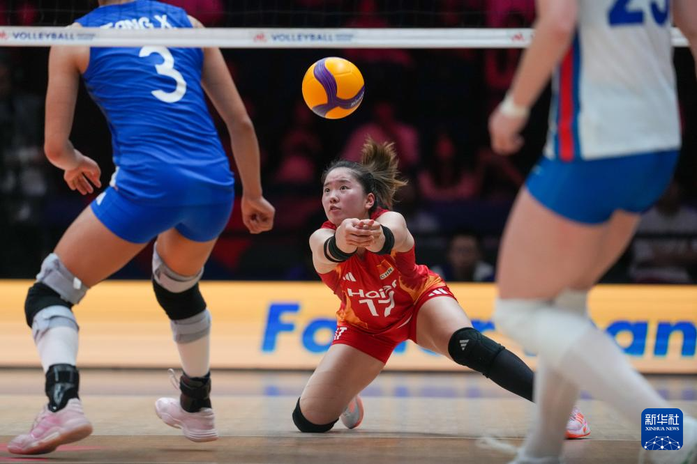 世界女排联赛中国南京站：中国队不敌捷克队