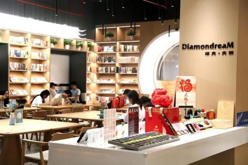 大梦书屋是福建教育出版社旗下的实体书店品牌。