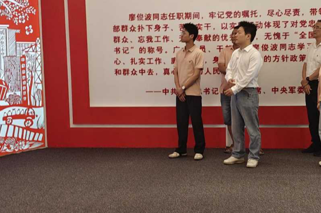 人保财险浦城支公司：市公路中心浦城分中心联合开展主题党日活动