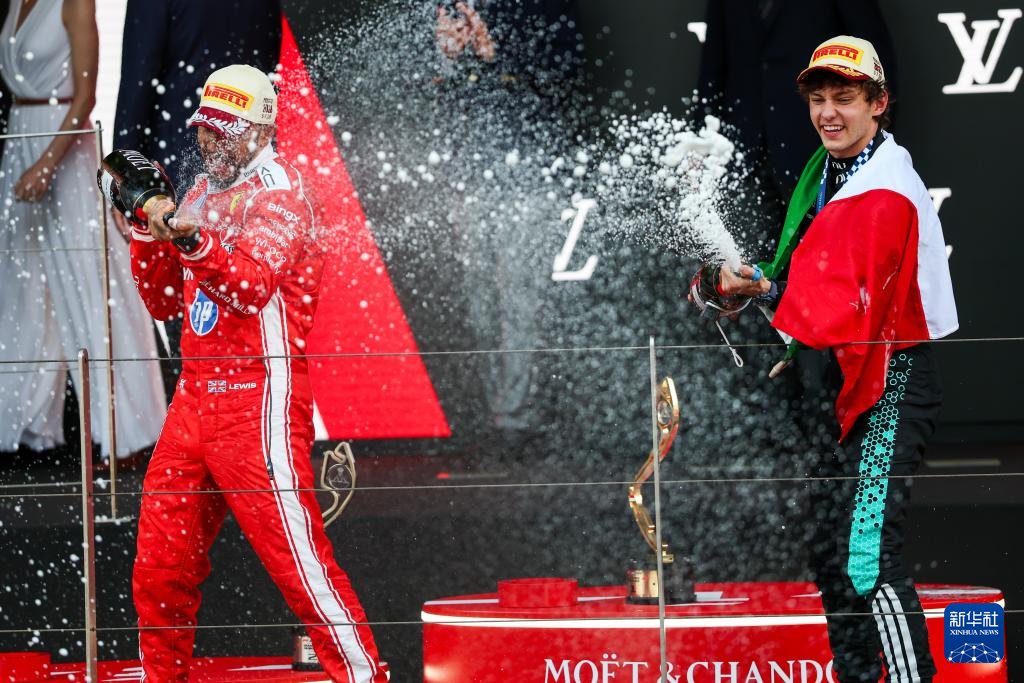 F1摩纳哥大奖赛：安东内利夺冠