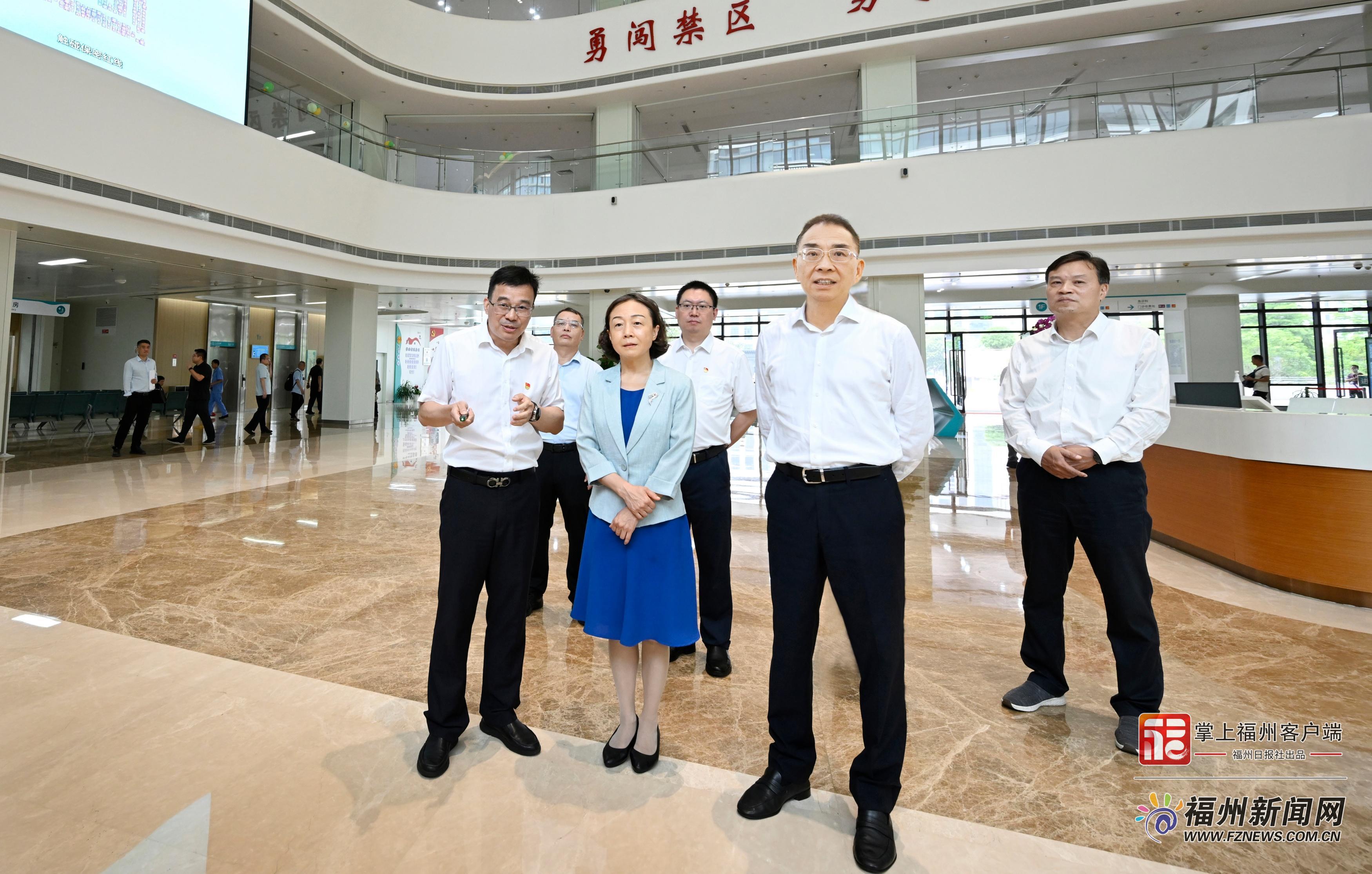 郭宁宁吴贤德调研卫生健康工作
