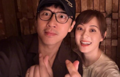邓超发文庆祝与孙俪结婚16周年 并配上16朵玫瑰
