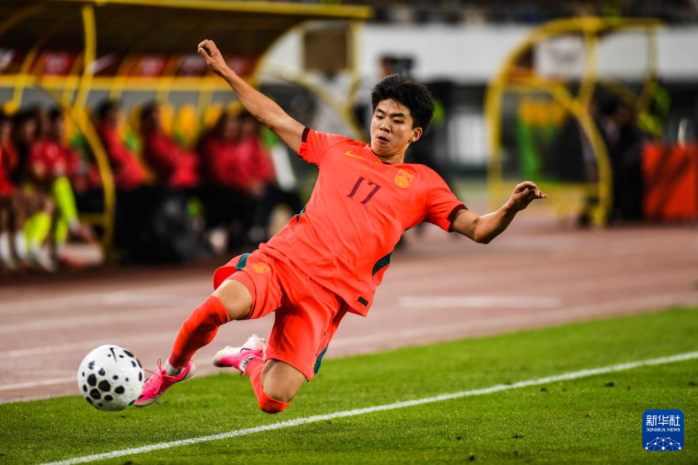 国际青年足球邀请赛：中国U23胜塔吉克斯坦U23