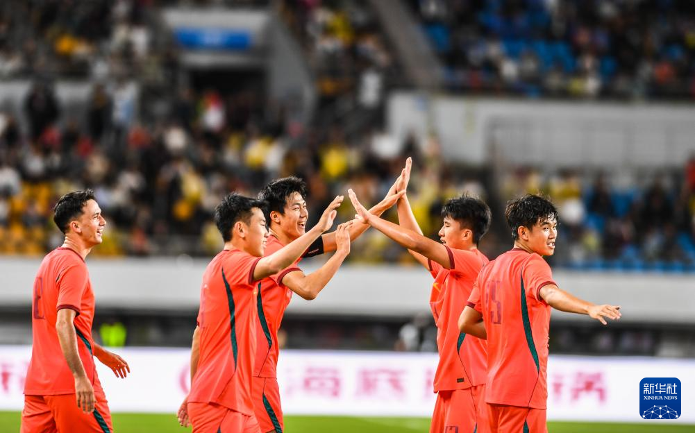 国际青年足球邀请赛：中国U23胜塔吉克斯坦U23