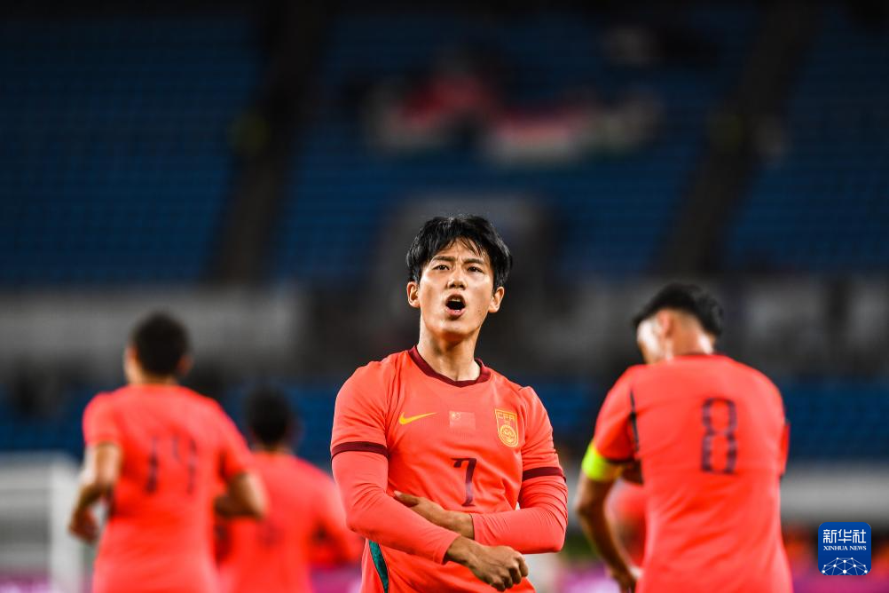 国际青年足球邀请赛：中国U23胜塔吉克斯坦U23