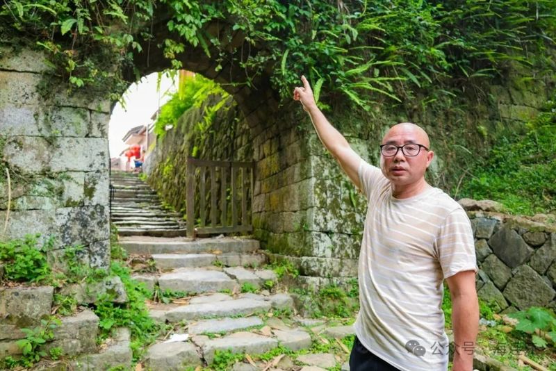 继续向前便到了降虎寨。这更是一处承载数代家国情怀的战略要地。