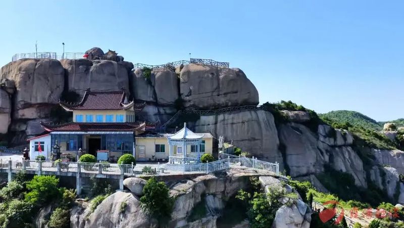 霞浦东冲半岛南端的仙人顶三面环海，山顶怪石嶙峋，风姿奇绝，犹如仙人幻化之地。霞浦新闻网记者 张羽 摄