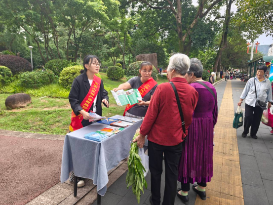 人保财险福建南平武夷山支公司：积极开展2026年安全生产月主题宣传活动