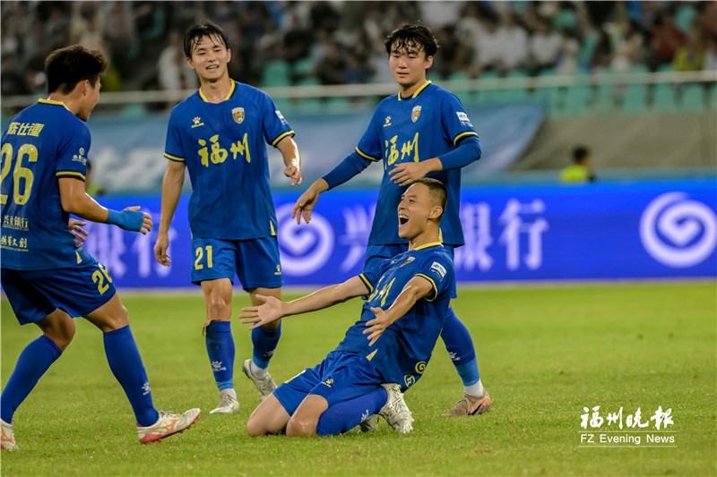 闽超福州队主场2比0击败宁德队 豪取五连胜