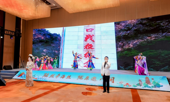 系列主题文艺节目轮番上演。主办方 供图