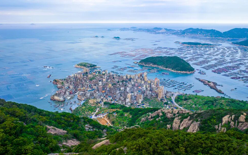 倚山靠海的安凯乡奇达村，是一座具有千年历史的小渔村。