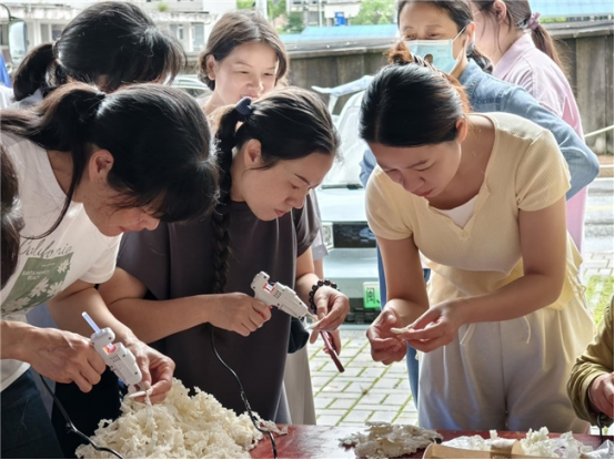 巧手编织新生活，宁德屏南搭桥助待业女性指409