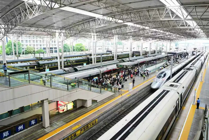 6月20日全国铁路预计发送旅客1224万人次