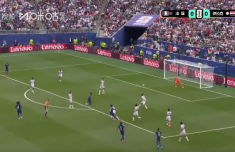 法国队3-0大胜伊拉克 提前小组出线 姆巴佩世界波