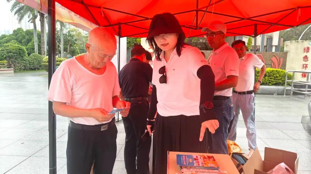 地推全城启动！粮洽会惠民福利进公园社区