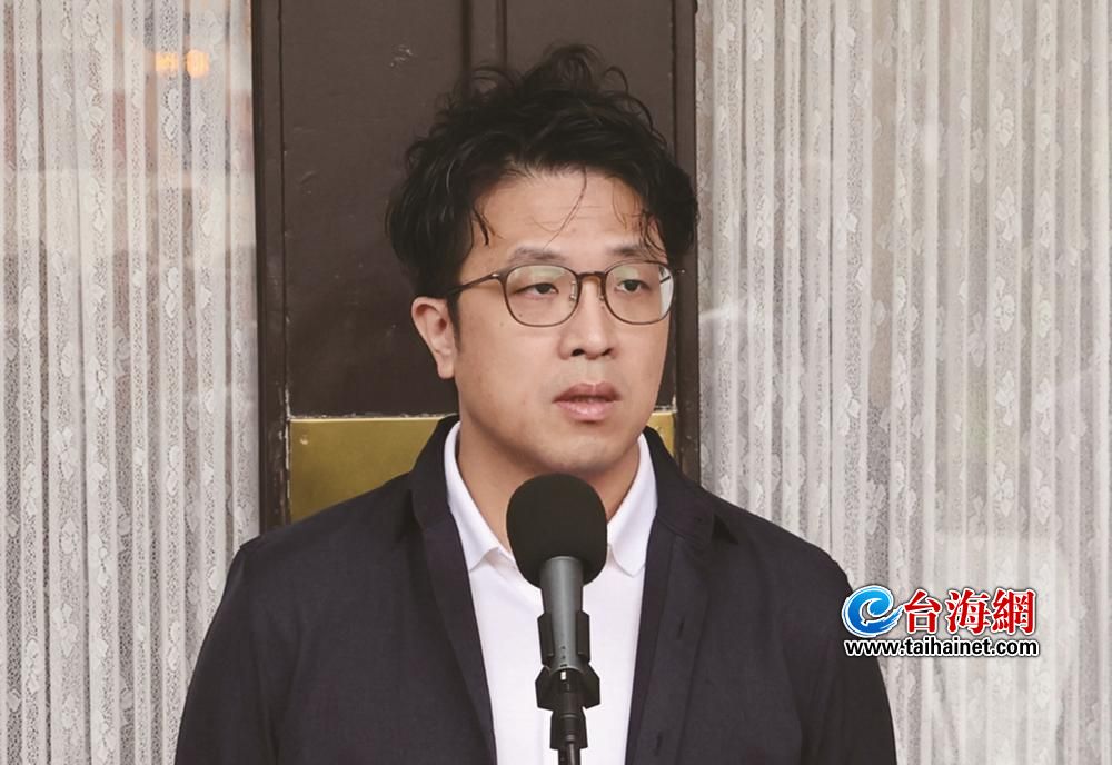 民调遭碾压，沈伯洋会被撤换？