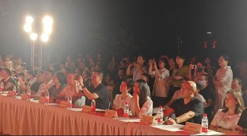 “洪”心向党筑初心 砥砺前行谱新篇 第四届聆听“凤”音·心潮音乐会燃情开唱 奏响基层治理新乐章
