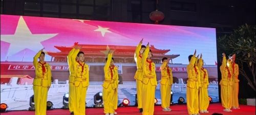 “洪”心向党筑初心 砥砺前行谱新篇 第四届聆听“凤”音·心潮音乐会燃情开唱 奏响基层治理新乐章