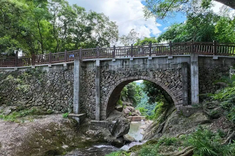 守护乡愁 古桥焕彩——九都合龙桥环境提升完工 点亮乡村文旅风景线