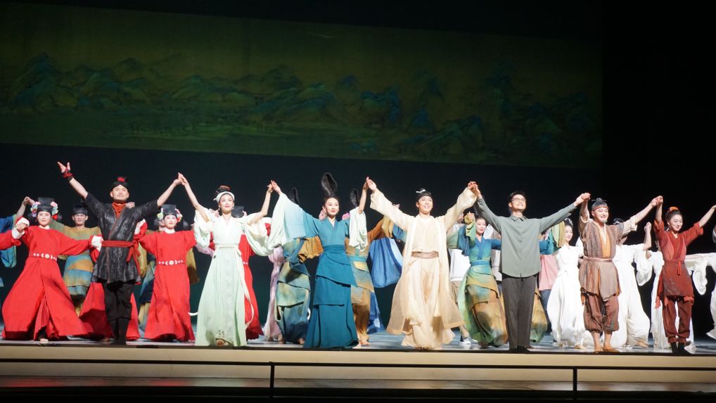 舞蹈诗剧《只此青绿》台湾首演受欢迎