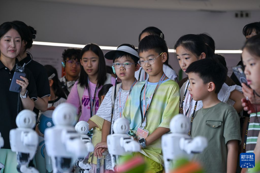 40名两岸青少年在重庆探索自然与科技