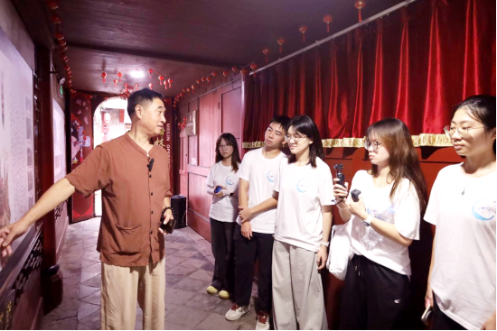 集美大学学子走进泰宁感受非遗魅力-新(1)285