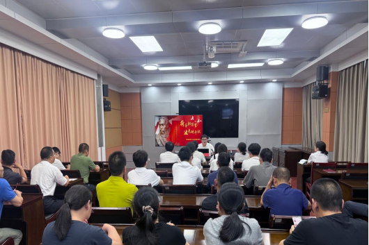实践队面向党员干部、师生群众开展“廉小葵”廉洁文化宣讲