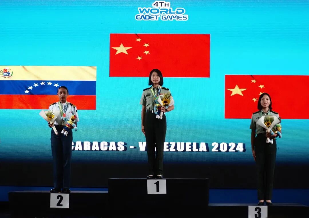 来自福建!姐姐,二等功臣!妹妹,考入国防科大!