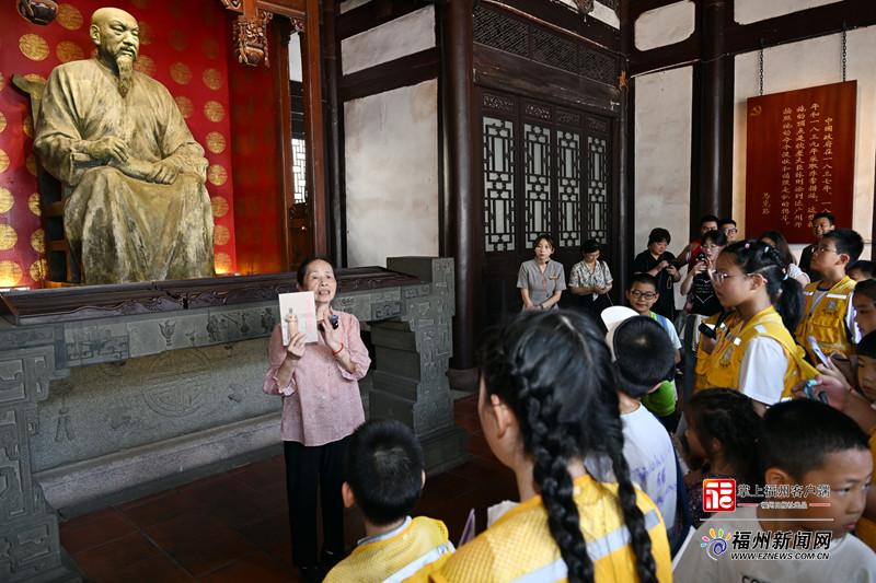 新疆奇台“最美家庭”来榕开启交往交流交融之旅