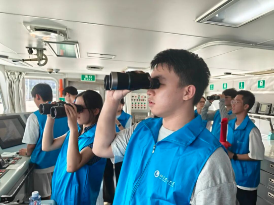 潮起闽海践初心 青春实干向深蓝