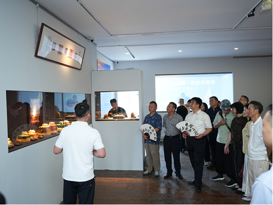清乾隆“二十五宝玺”仿品亮相福州老挝石雕艺术展启幕